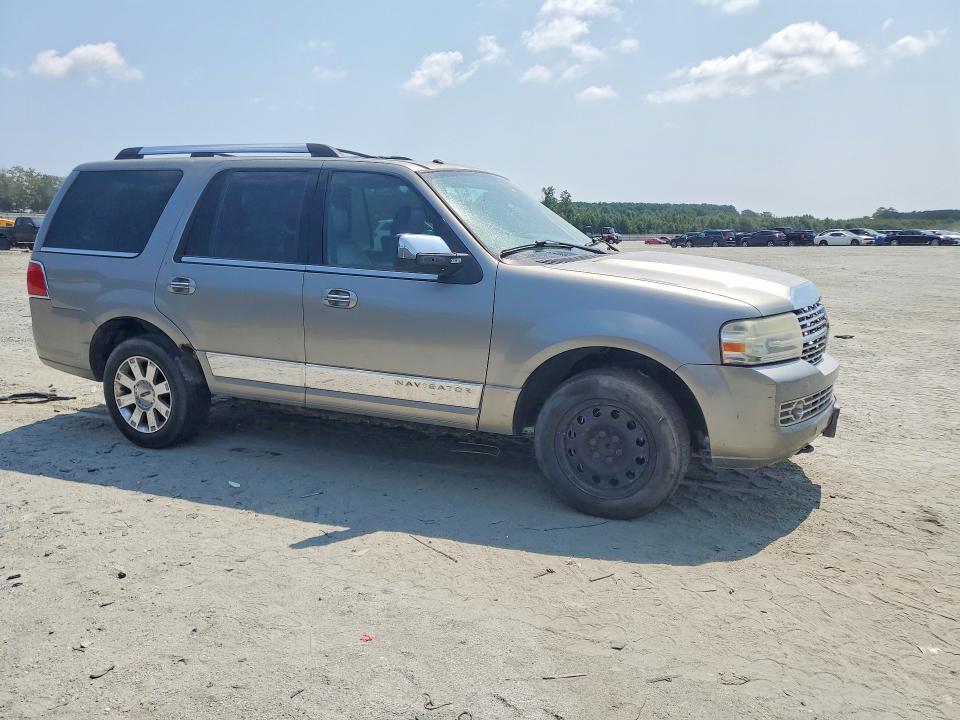 Photo 4 from auction – 2008 LINCOLN NAVIGATOR with VIN 5LMFU28548LJ06545