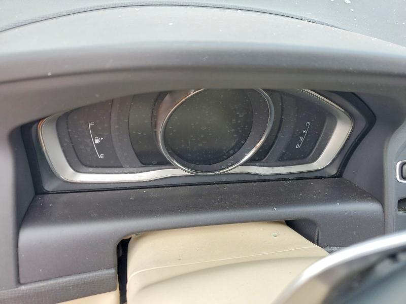 Photo 9 from auction – 2015 VOLVO XC60 with VIN YV449MDK0F2709161