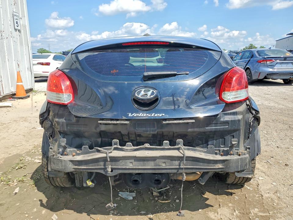 Photo 6 from auction – 2012 HYUNDAI VELOSTER with VIN KMHTC6AD4CU038302