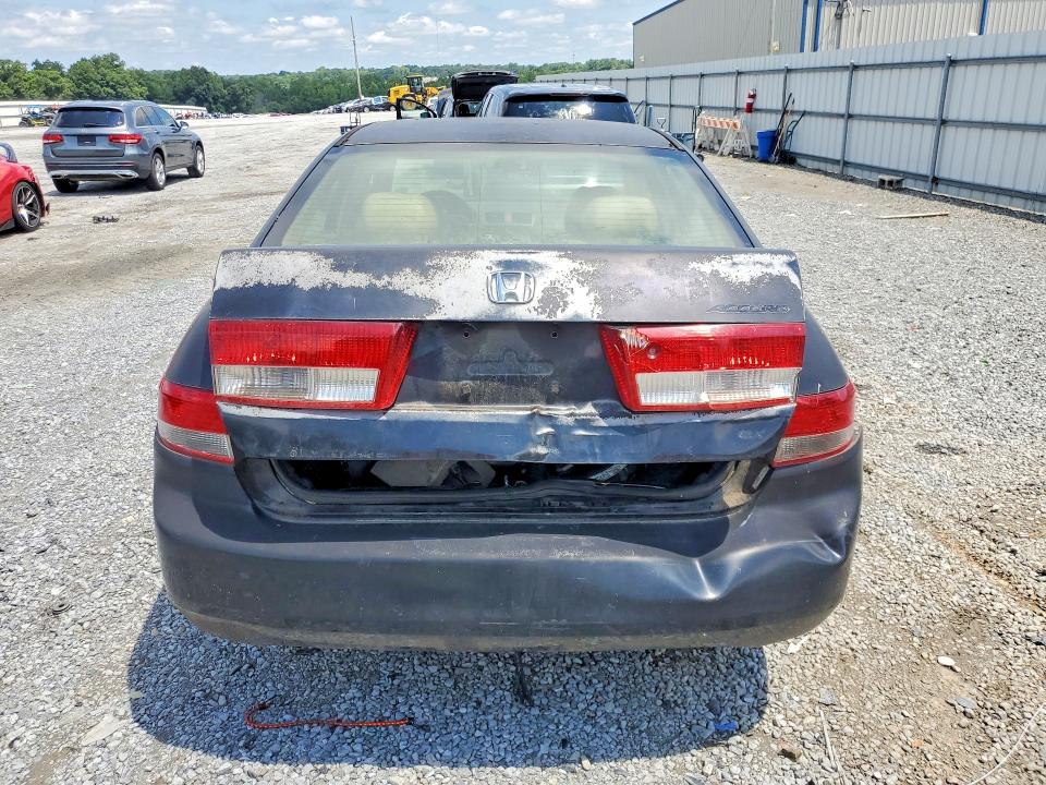 Photo 6 from auction – 2003 HONDA ACCORD with VIN 1HGCM56633A117551