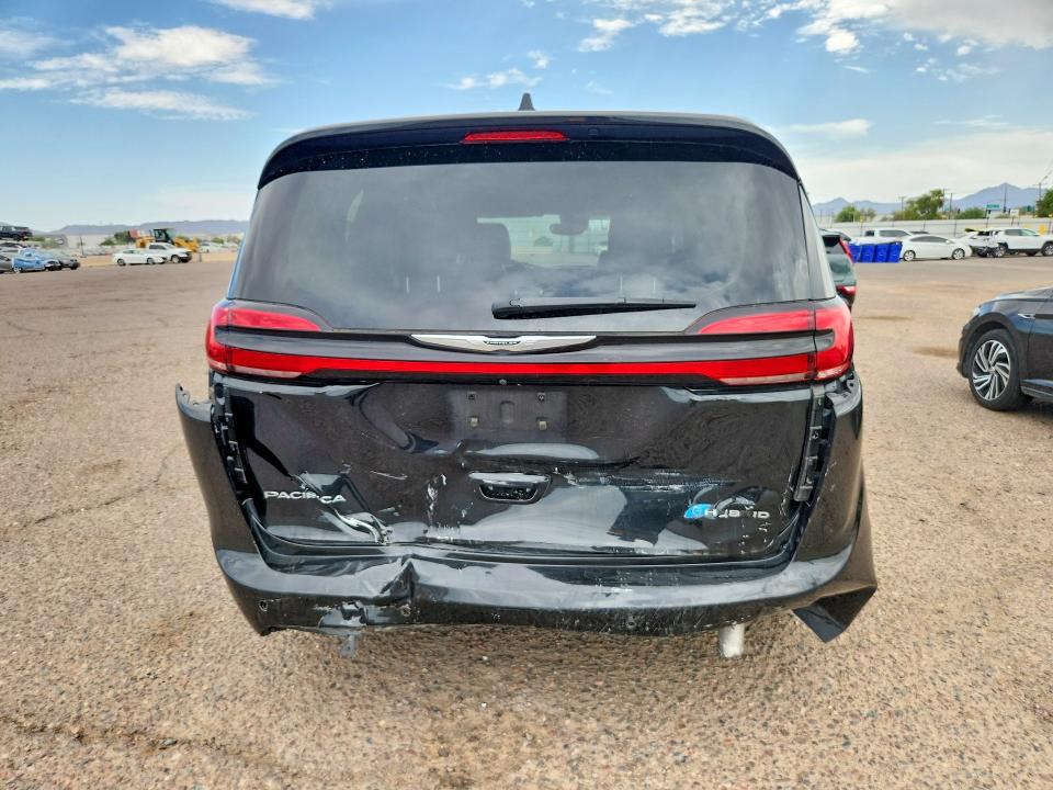 Photo 6 from auction – 2023 CHRYSLER PACIFICA with VIN 2C4RC1L78PR632550