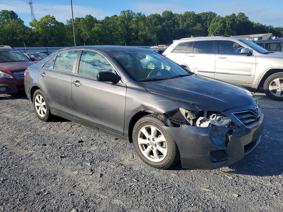 Photo 4 from auction – 2011 TOYOTA CAMRY with VIN 4T1BF3EK4BU180089