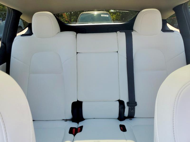 Фото 10 с аукциона – 2021 TESLA MODEL Y с VIN 5YJYGAEE8MF301504