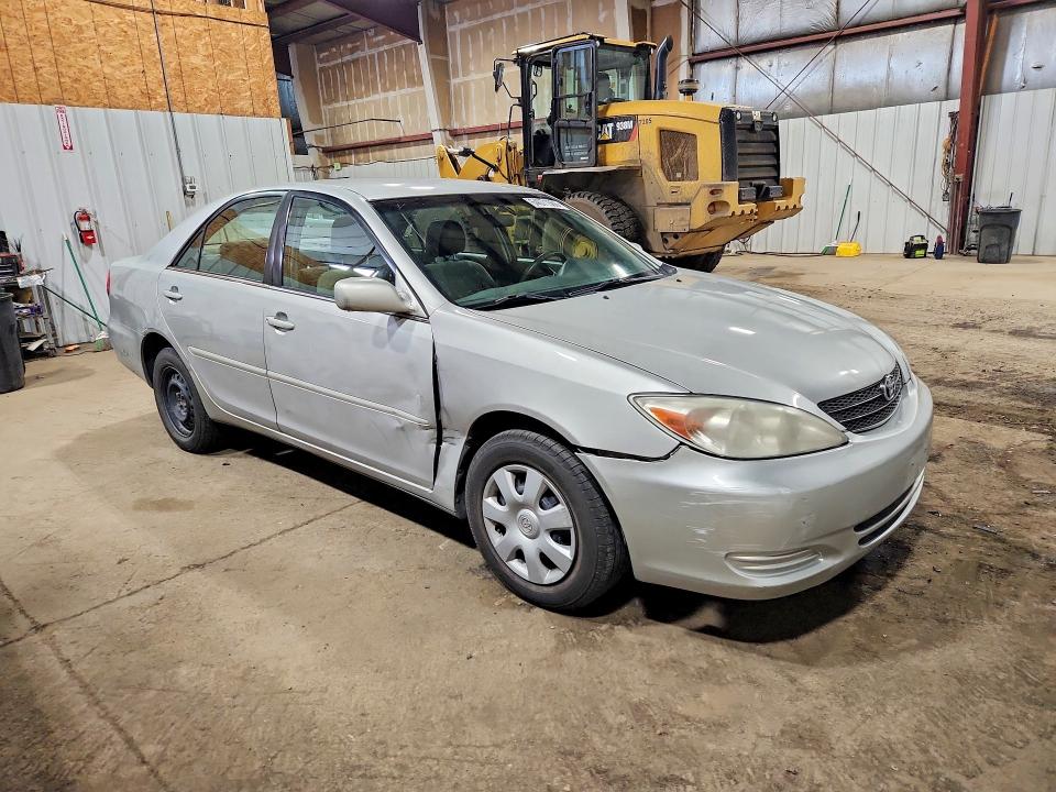 Photo 4 from auction – 2002 TOYOTA CAMRY with VIN 4T1BE32K52U042424