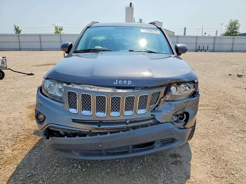 Photo 5 from auction – 2017 JEEP COMPASS with VIN 1C4NJDEB5HD139954
