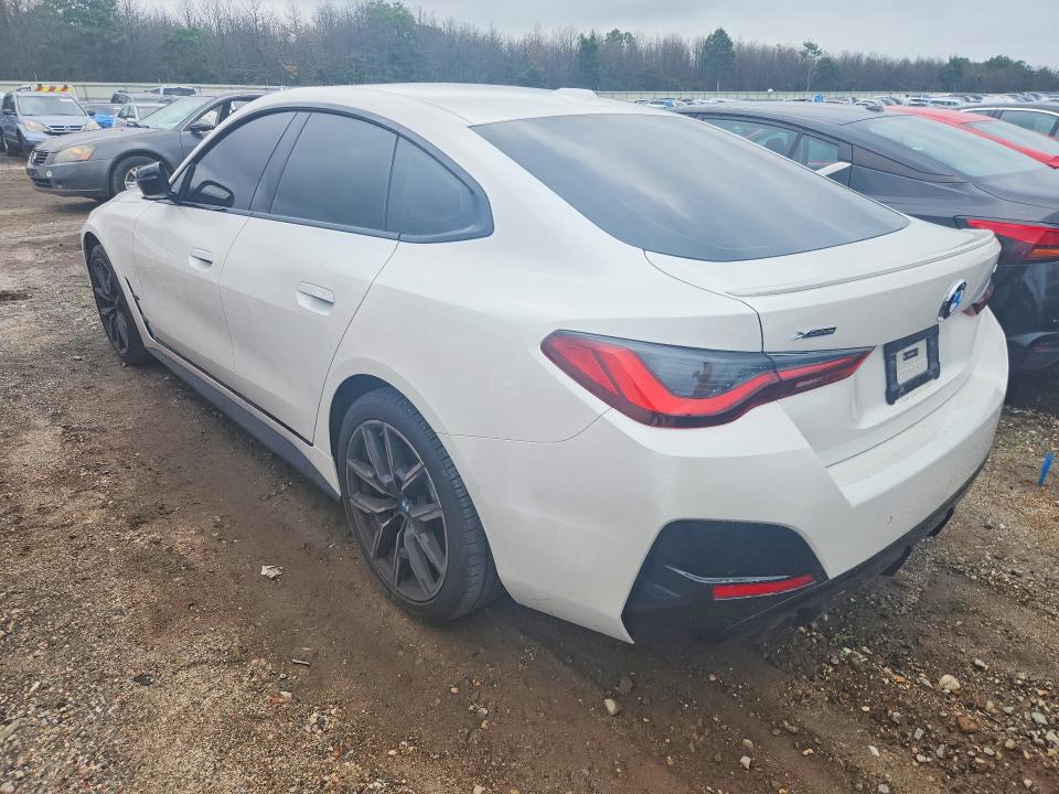 Zdjęcie 2 z aukcji – 2025 BMW 430XI z VIN WBA33FB09SFU63854