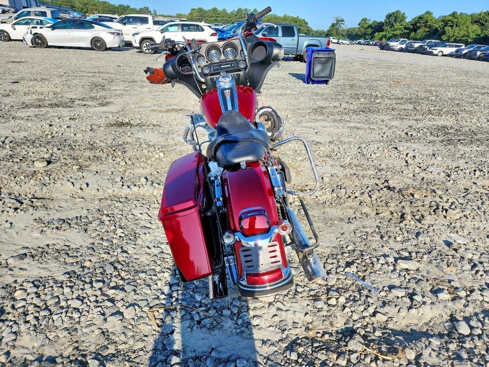 Photo 4 from auction – 2012 HARLEY-DAVIDSON FLHTK with VIN 1HD1KEM1XCB691172