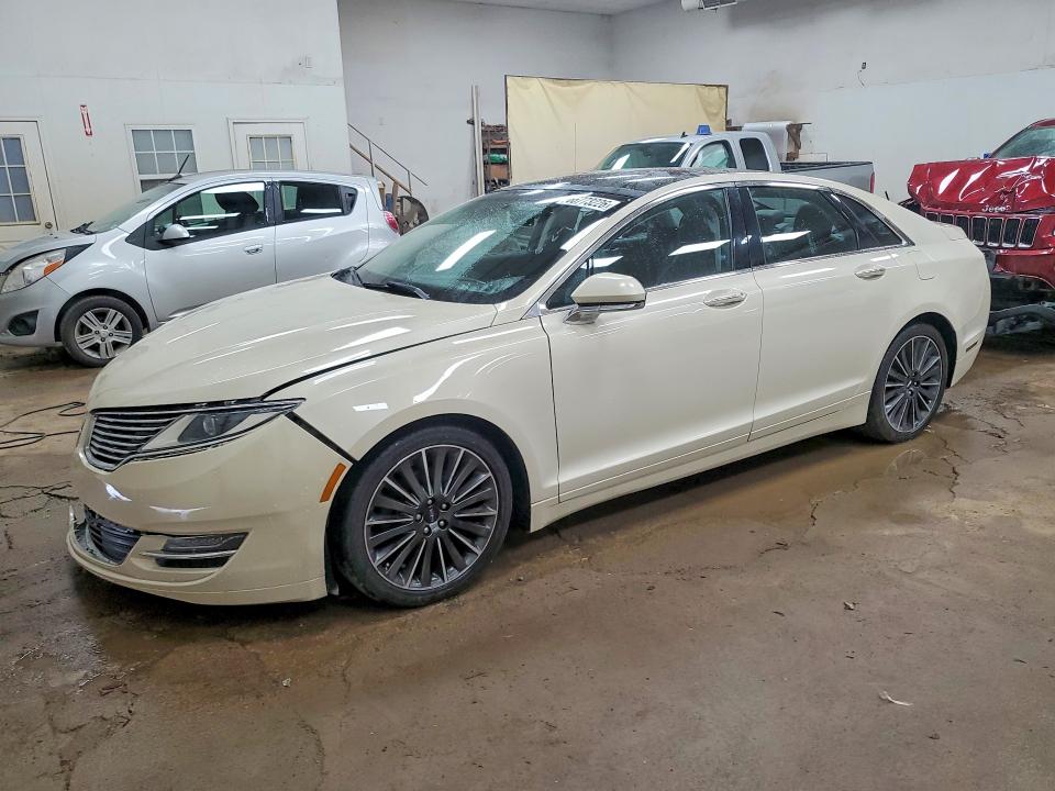 Photo 1 from auction – 2016 LINCOLN MKZ with VIN 3LN6L2J91GR611025
