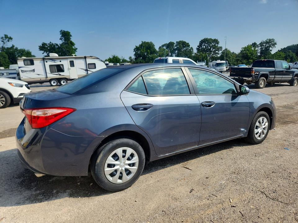 Photo 3 from auction – 2017 TOYOTA COROLLA with VIN 5YFBURHE6HP708675