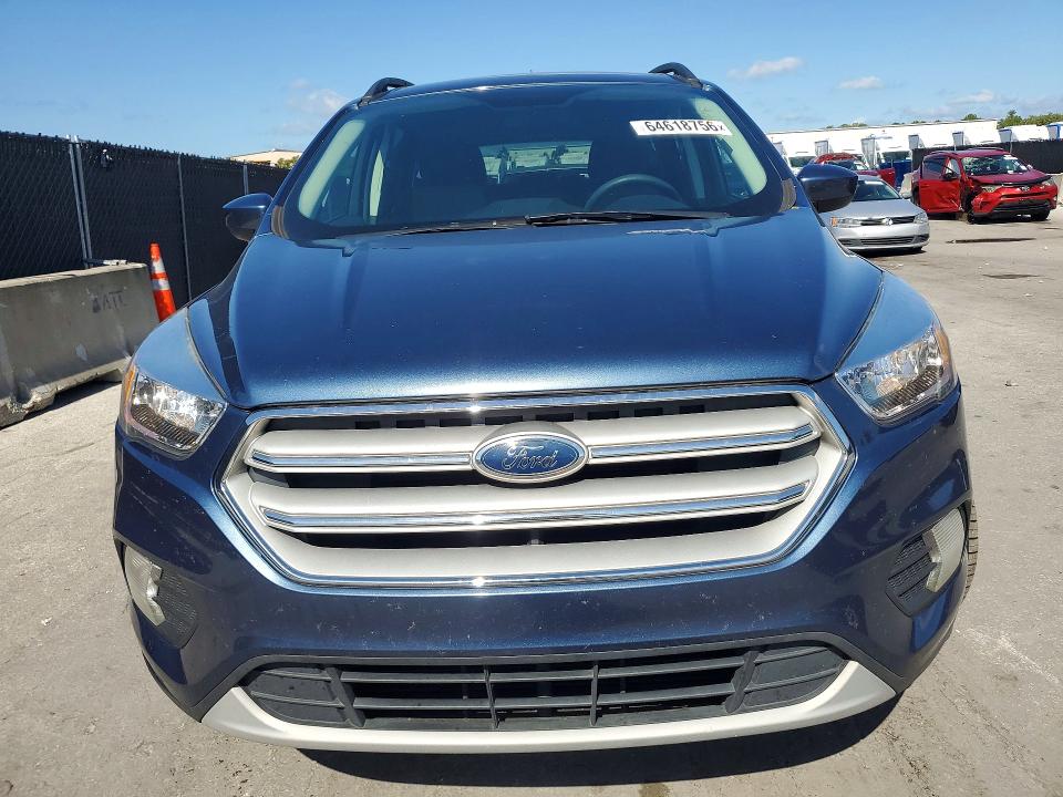 Photo 5 from auction – 2018 FORD ESCAPE with VIN 1FMCU0GD0JUC67171