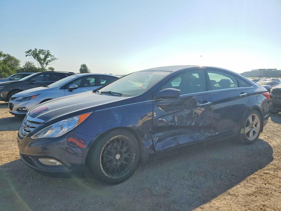 HYUNDAI SONATA 2011 with VIN 5NPEC4AC2BH179547 - Photo from auction