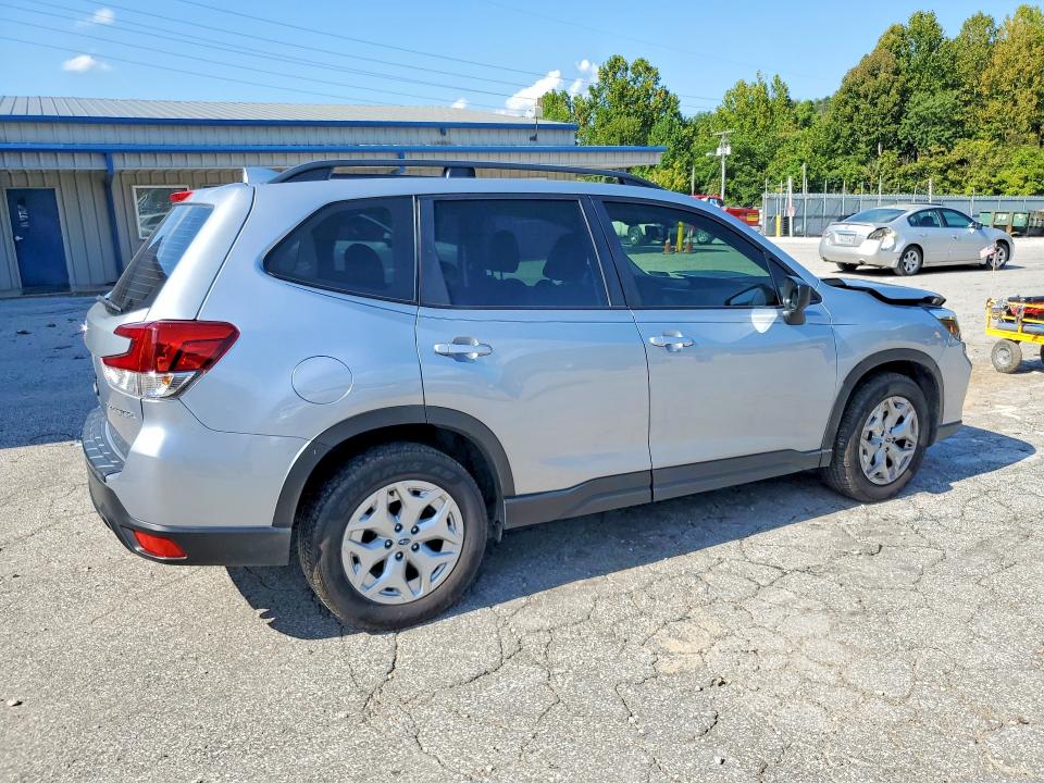 Foto 3 de la subasta – 2019 SUBARU FORESTER con VIN JF2SKACCXKH577378