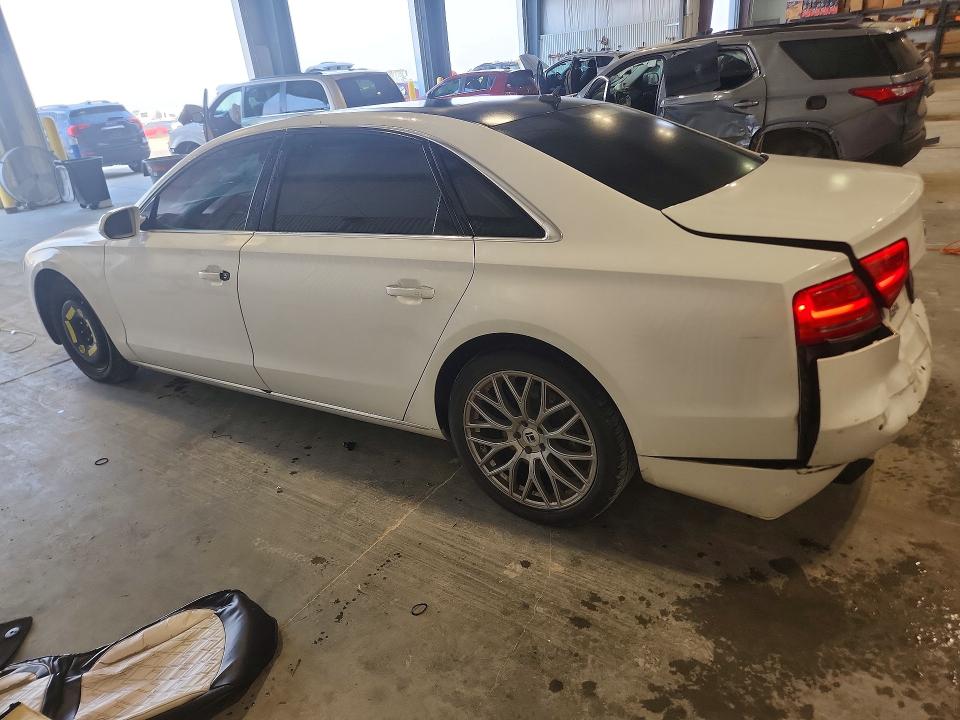 Photo 2 from auction – 2011 AUDI A8 with VIN WAURVAFD4BN018383
