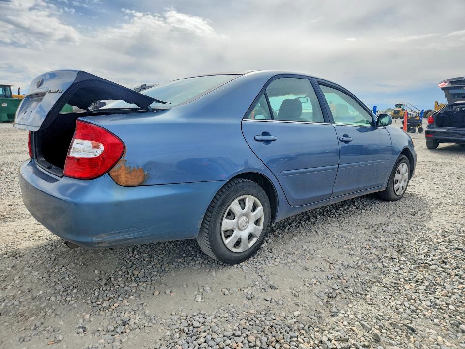 Photo 3 from auction – 2004 TOYOTA CAMRY with VIN 4T1BE30K84U925486