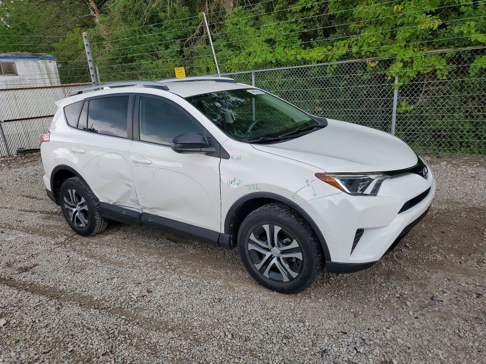Photo 4 from auction – 2016 TOYOTA RAV4 with VIN JTMBFREV6GJ094812