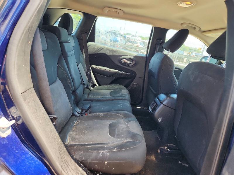 Photo 11 from auction – 2015 JEEP CHEROKEE with VIN 1C4PJLAB5FW732658