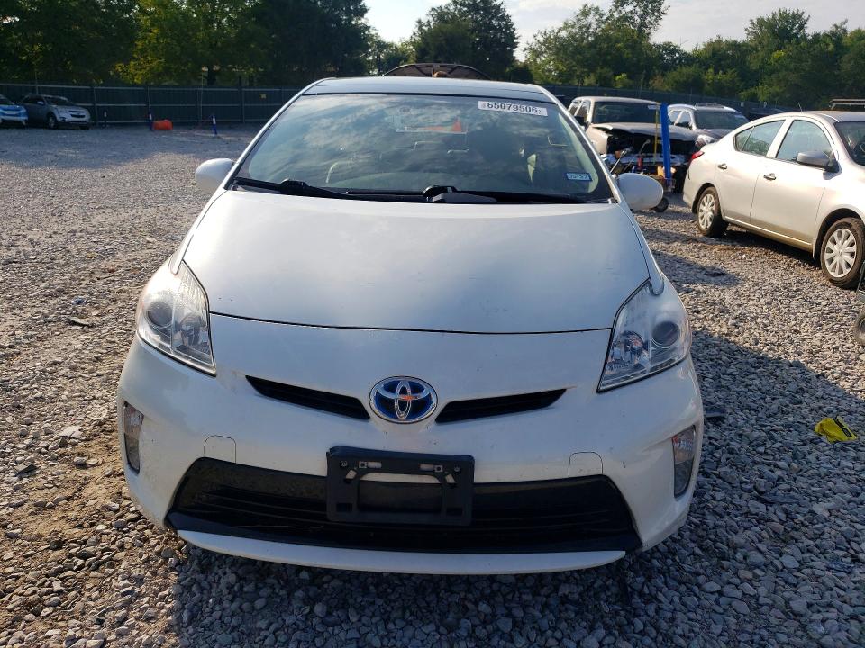 Photo 5 from auction – 2012 TOYOTA PRIUS with VIN JTDKN3DU3C1530146