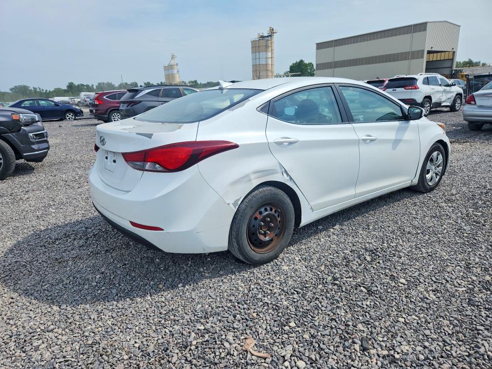 Photo 3 from auction – 2016 HYUNDAI ELANTRA with VIN 5NPDH4AE3GH701544