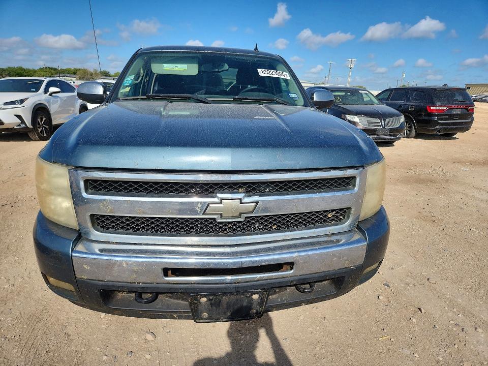 Photo 5 from auction – 2011 CHEVROLET SILVERADO with VIN 3GCPKSE3XBG380650