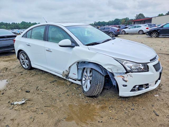 Photo 4 from auction – 2014 CHEVROLET CRUZE with VIN 1G1PG5SB7E7486173