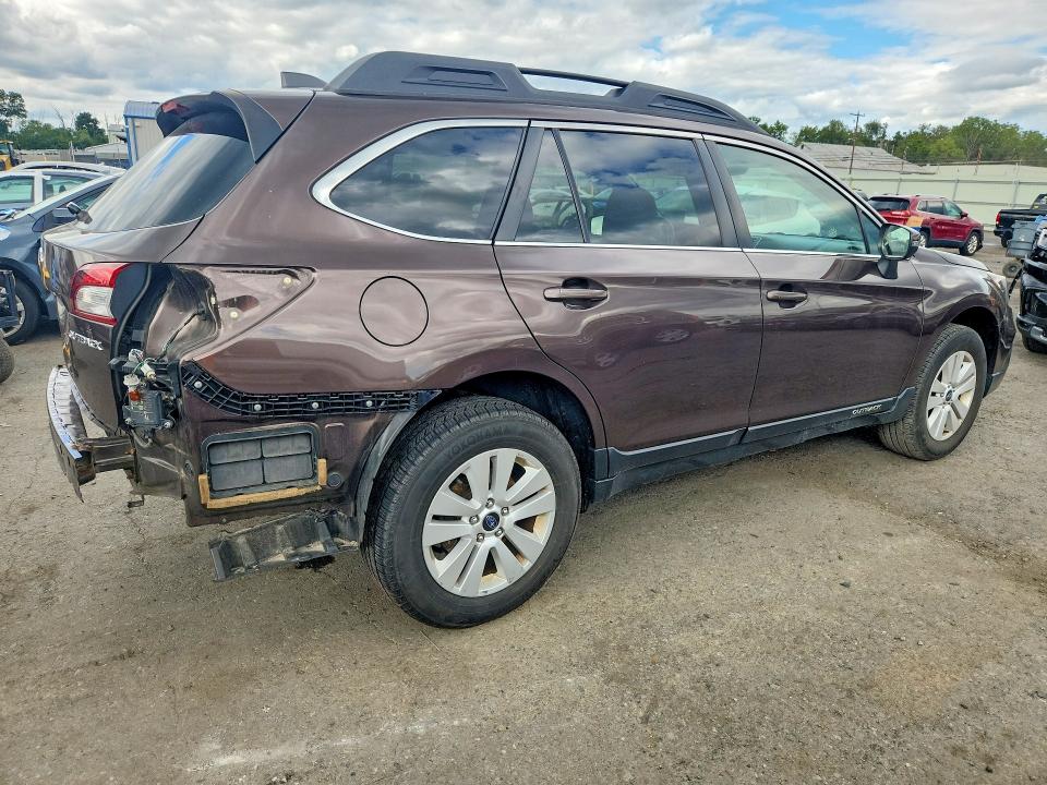 Photo 3 from auction – 2019 SUBARU OUTBACK with VIN 4S4BSAFC2K3303045