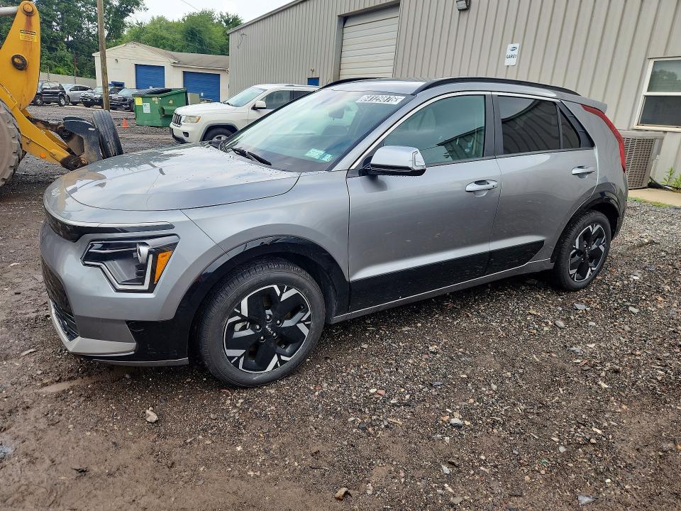 KIA NIRO 2024 with VIN KNDCR3L15R5114097 - Photo from auction