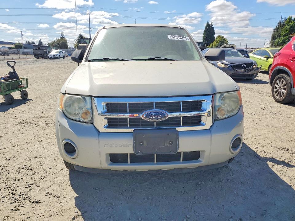 Photo 5 from auction – 2008 FORD ESCAPE with VIN 1FMCU02Z38KB00733