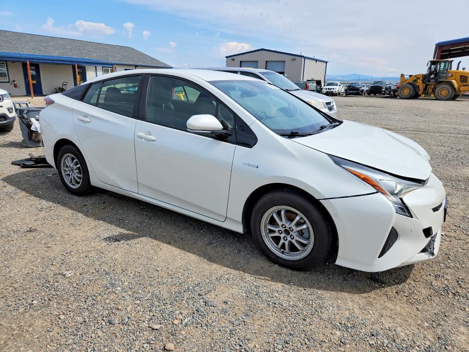 Photo 4 from auction – 2017 TOYOTA PRIUS with VIN JTDKBRFU5H3049030
