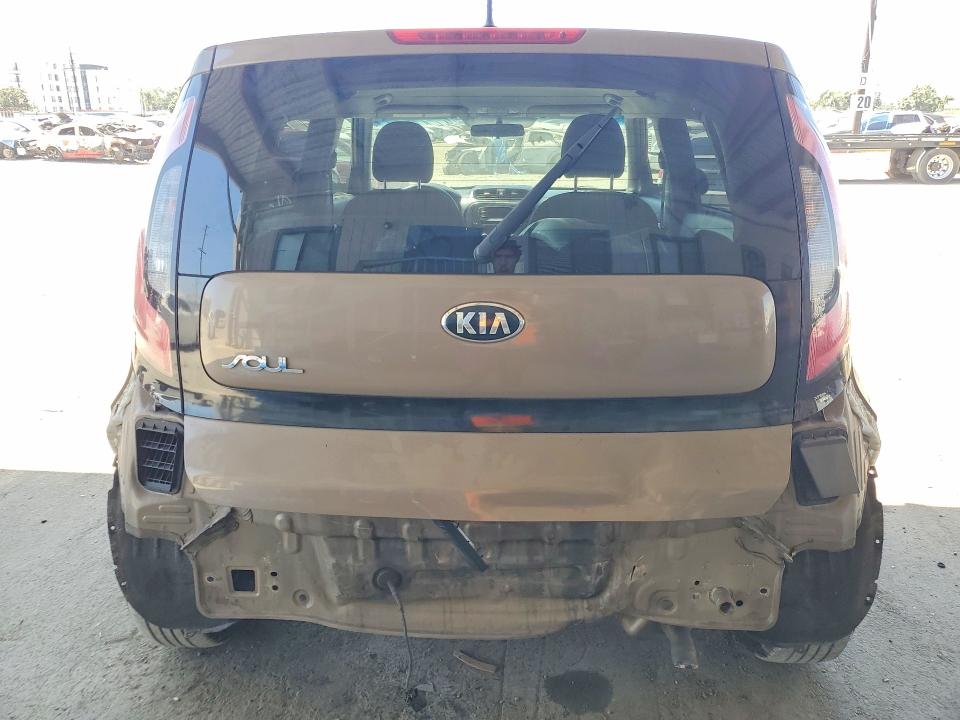 Photo 6 from auction – 2016 KIA SOUL with VIN KNDJN2A22G7293094