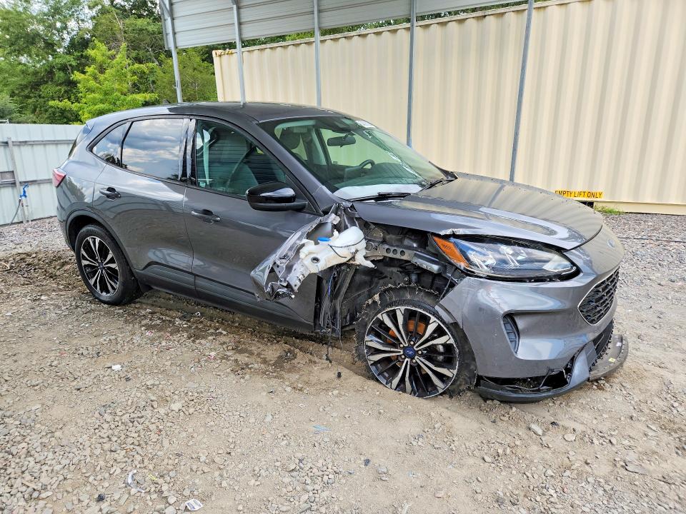 Photo 4 from auction – 2021 FORD ESCAPE with VIN 1FMCU0G61MUA37189