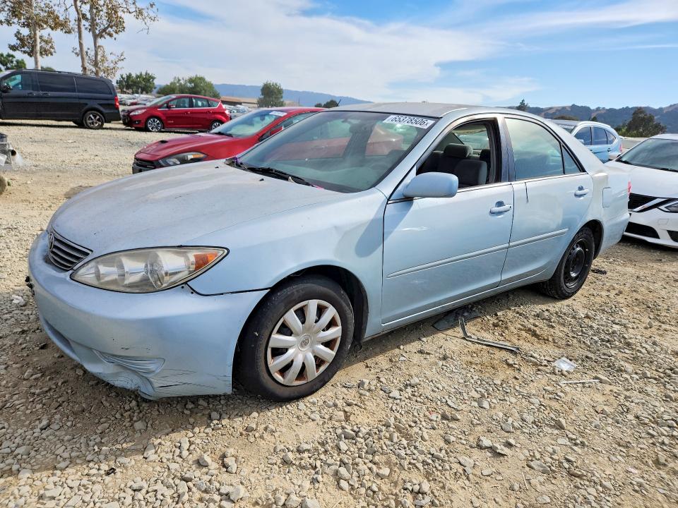 TOYOTA CAMRY 2006 with VIN 4T1BE32KX6U689441 - Photo from auction