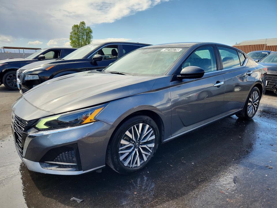 2025 Nissan Altima