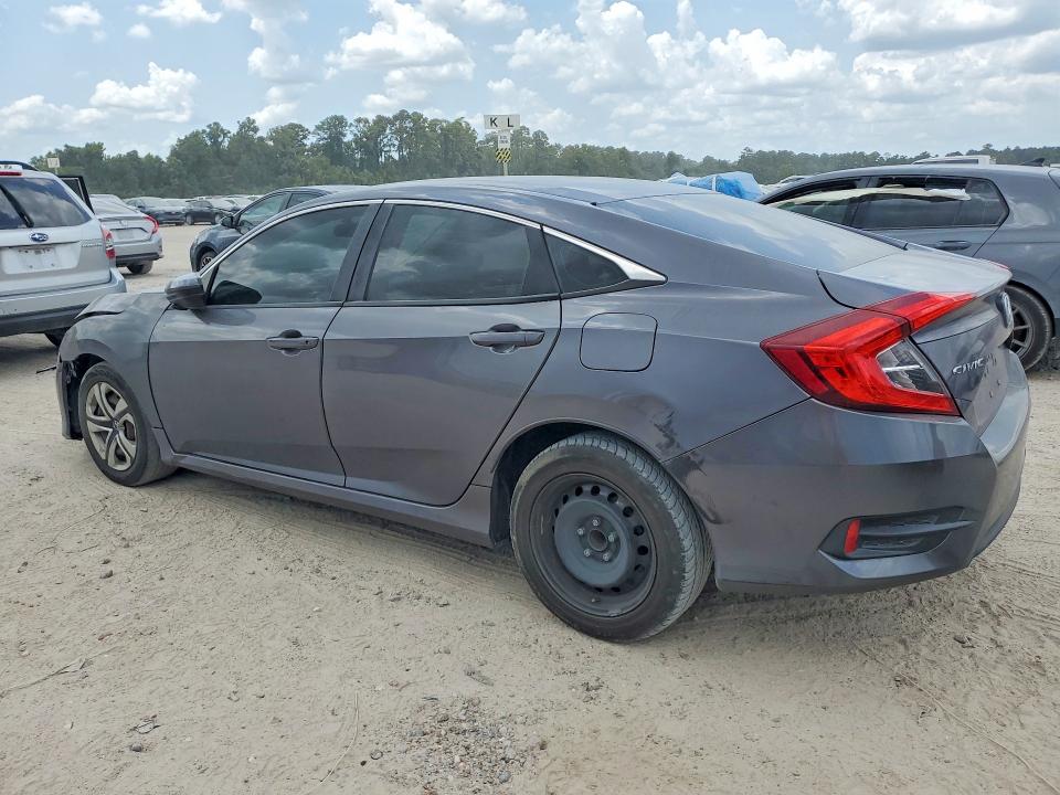 Photo 2 from auction – 2018 HONDA CIVIC with VIN 19XFC2F57JE019749