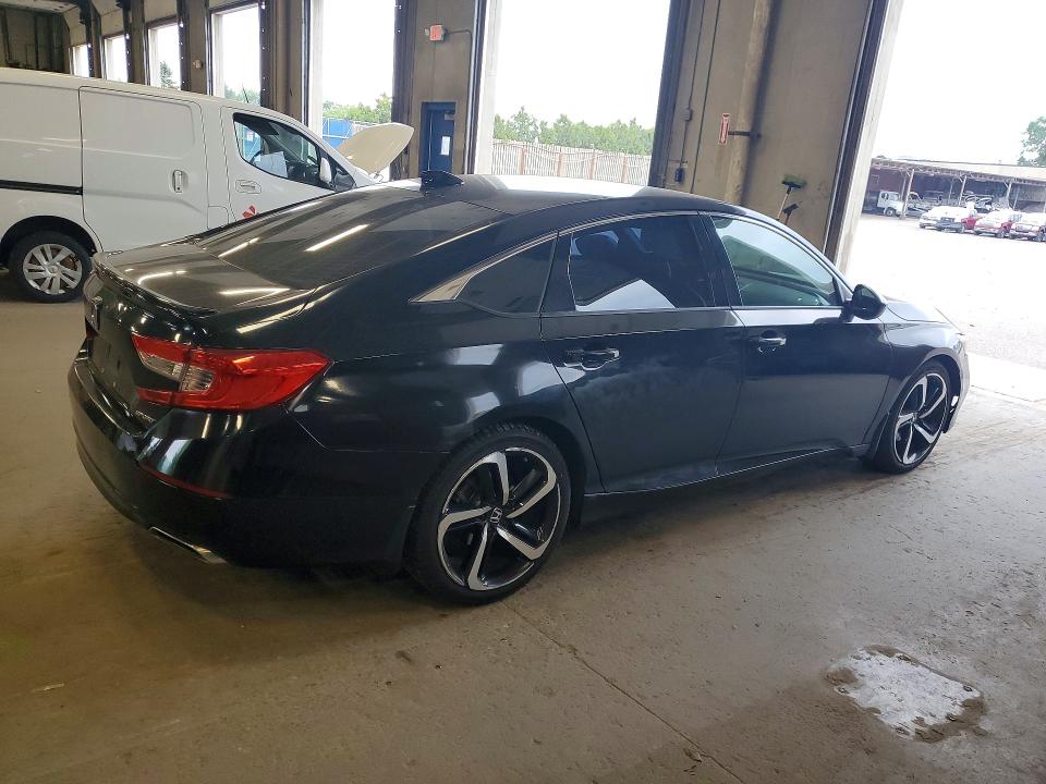 Photo 3 from auction – 2018 HONDA ACCORD with VIN 1HGCV1F32JA148993