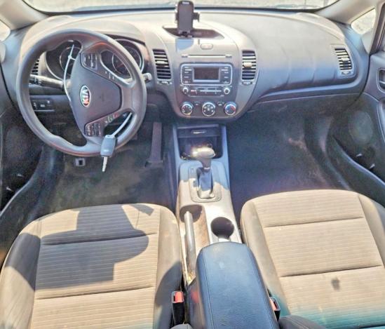 Photo 8 from auction – 2015 KIA FORTE with VIN KNAFX4A63F5357259