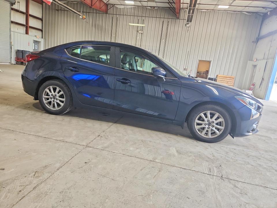 Photo 4 from auction – 2015 MAZDA 3 with VIN 3MZBM1V77FM161926