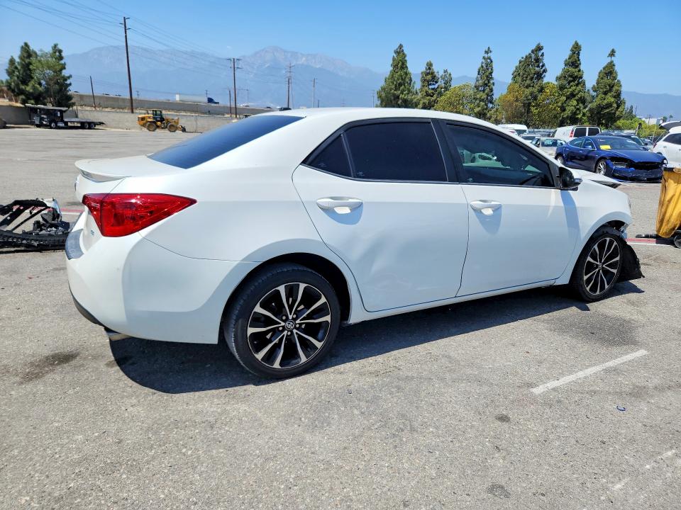 Photo 3 from auction – 2017 TOYOTA COROLLA with VIN 5YFBURHE4HP588682