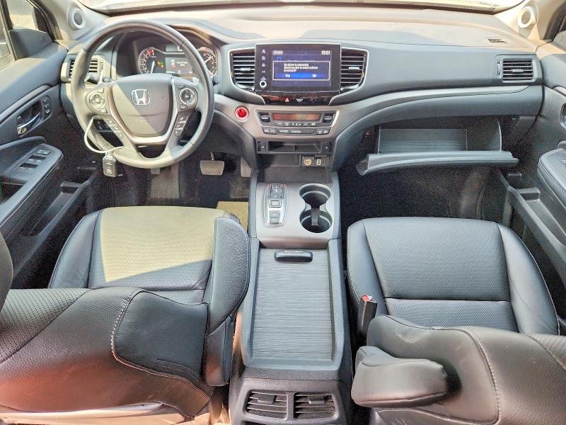 Photo 8 from auction – 2022 HONDA RIDGELINE with VIN 5FPYK3F59NB017316