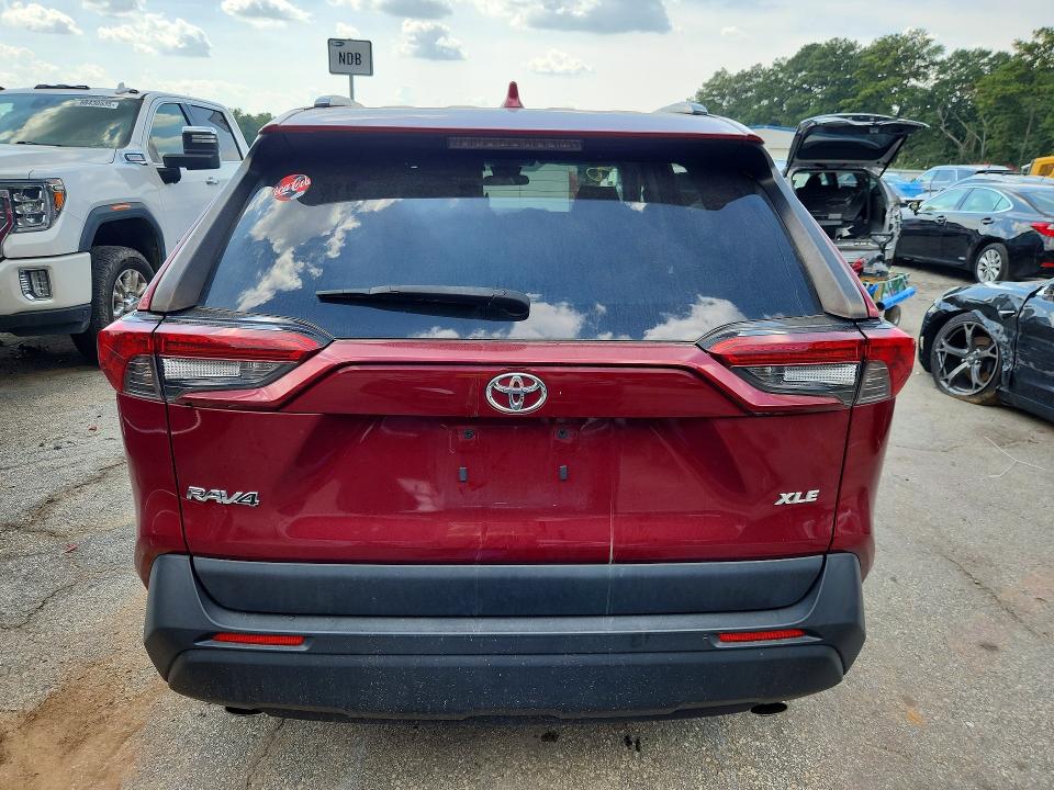 Photo 6 from auction – 2019 TOYOTA RAV4 with VIN JTMW1RFV0KD039357
