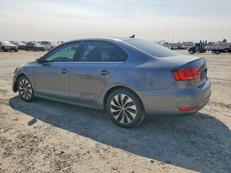 Photo 2 from auction – 2013 VOLKSWAGEN JETTA with VIN 3VW637AJ7DM233178