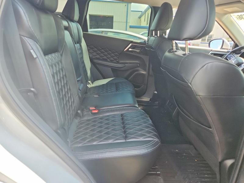 Снимка 10 от търг – 2022 MITSUBISHI OUTLANDER с VIN JA4J4VA80NZ060819