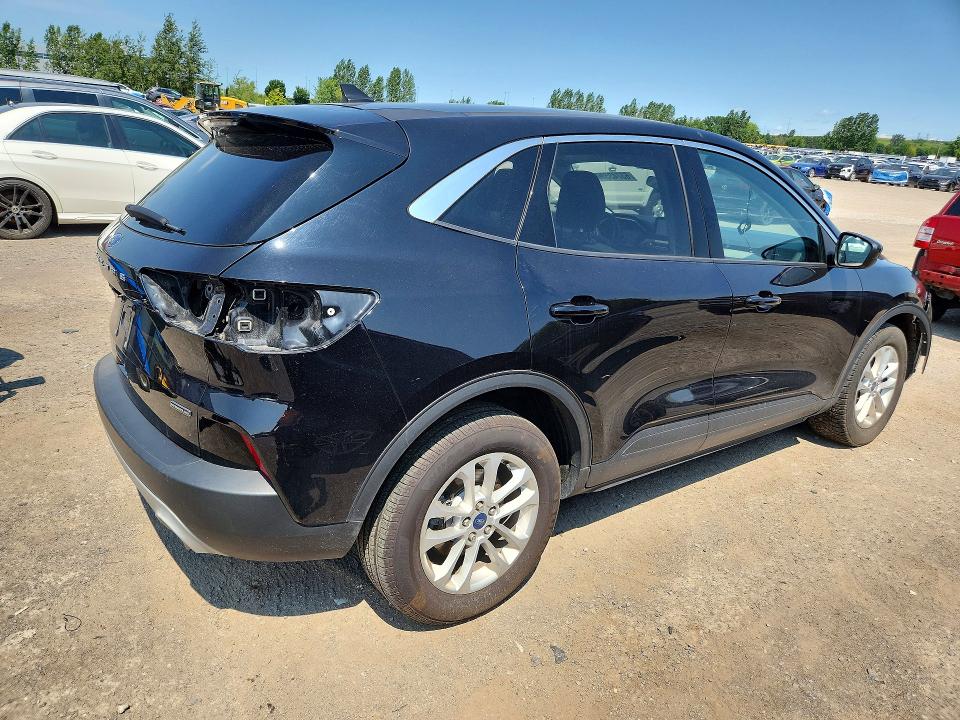 Photo 3 from auction – 2021 FORD ESCAPE with VIN 1FMCU9BZ9MUA06830