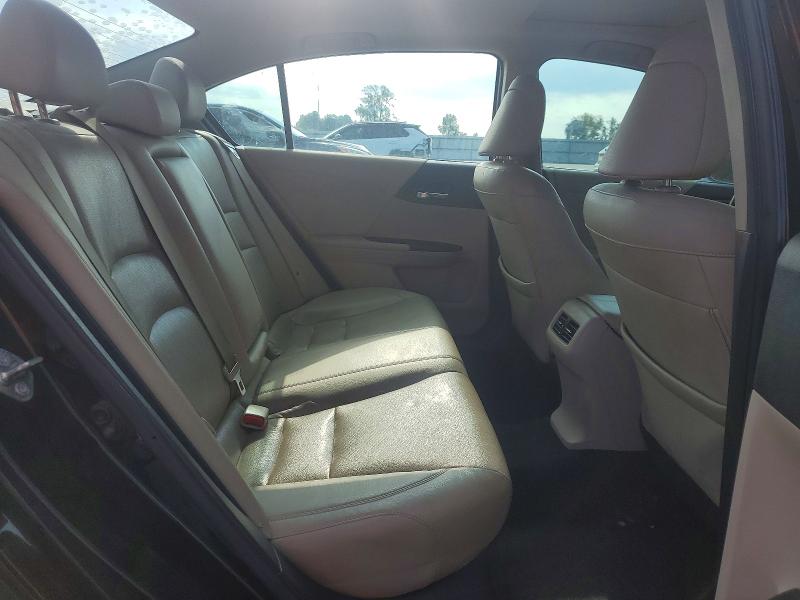 Photo 10 from auction – 2015 HONDA ACCORD with VIN 1HGCR6F50FA003526