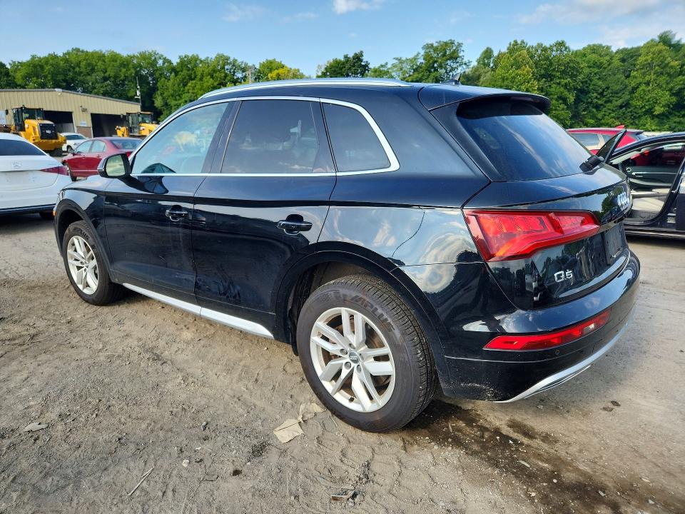 Photo 2 from auction – 2020 AUDI Q5 with VIN WA1ANAFY9L2024244
