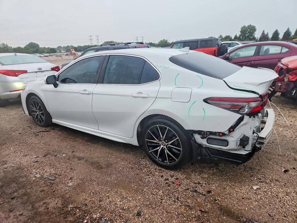 Photo 2 from auction – 2023 TOYOTA CAMRY with VIN 4T1T11BK2PU082987