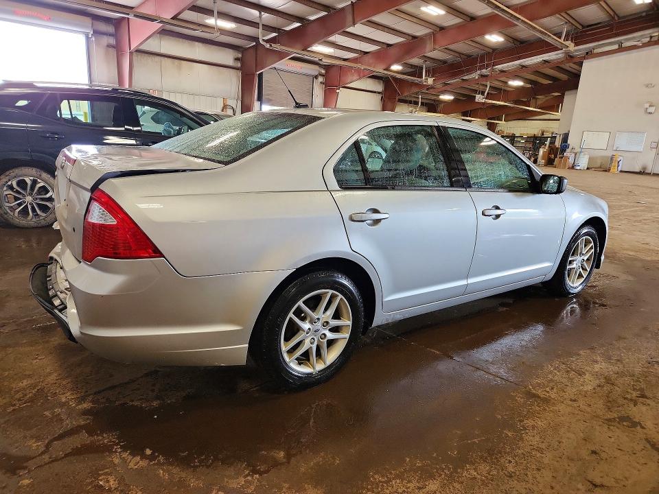 Photo 3 from auction – 2012 FORD FUSION with VIN 3FAHP0GA7CR320035