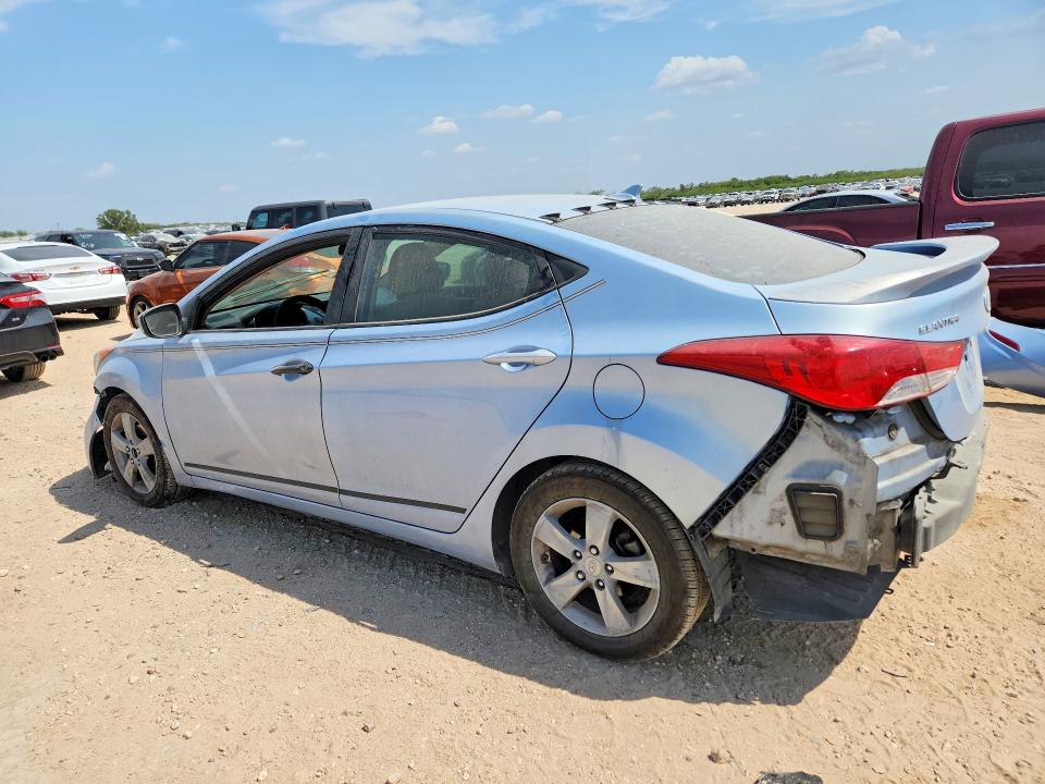 Photo 2 from auction – 2013 HYUNDAI ELANTRA with VIN KMHDH4AE0DU750195