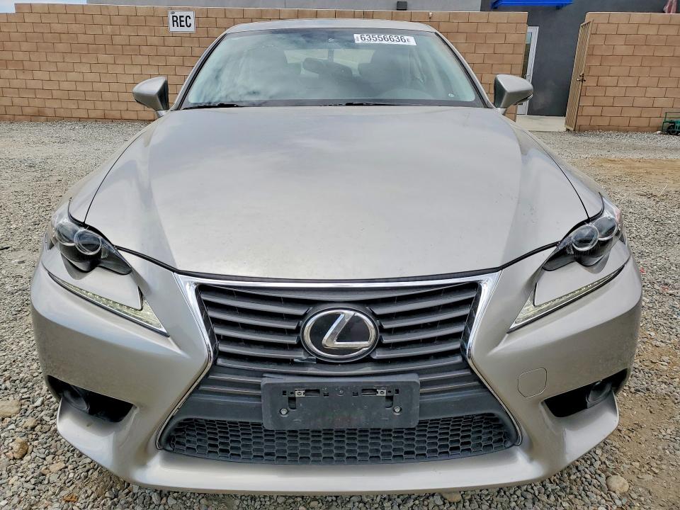 Photo 5 from auction – 2016 LEXUS IS with VIN JTHBA1D2XG5028620