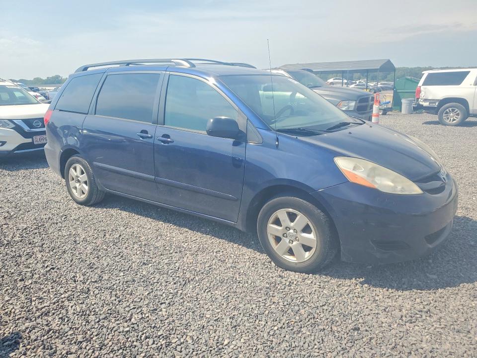 Photo 4 from auction – 2007 TOYOTA SIENNA with VIN 5TDZK23C27S087281