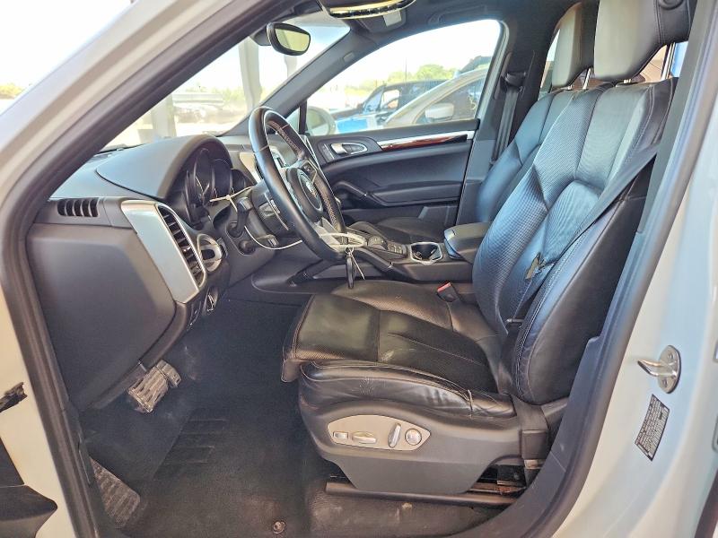 Photo 7 from auction – 2016 PORSCHE CAYENNE with VIN WP1AE2A24GLA64485